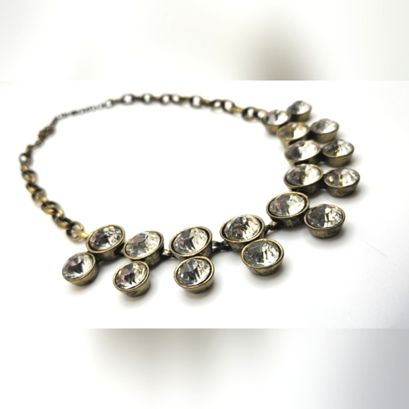 🟢3/$19🟢 J CREW Bling Burnished Gold Tone Large Statement Rhinestone Necklace - Picture 5 of 7